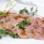 carpaccio z karpia - Zagroda Grabownica - wyróżnienie