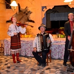 Łodyna, pensjonat Dębowa Gazdówka - wieczór 4 kultur - polskiej, ukraińskiej, łemkowskiej i słowackiej