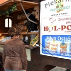 III Jarmark Świąteczny - stoisko piekarni GS Przygodzice