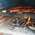 Nie mniej jednak królową spotkania była grillowana kiełbasa